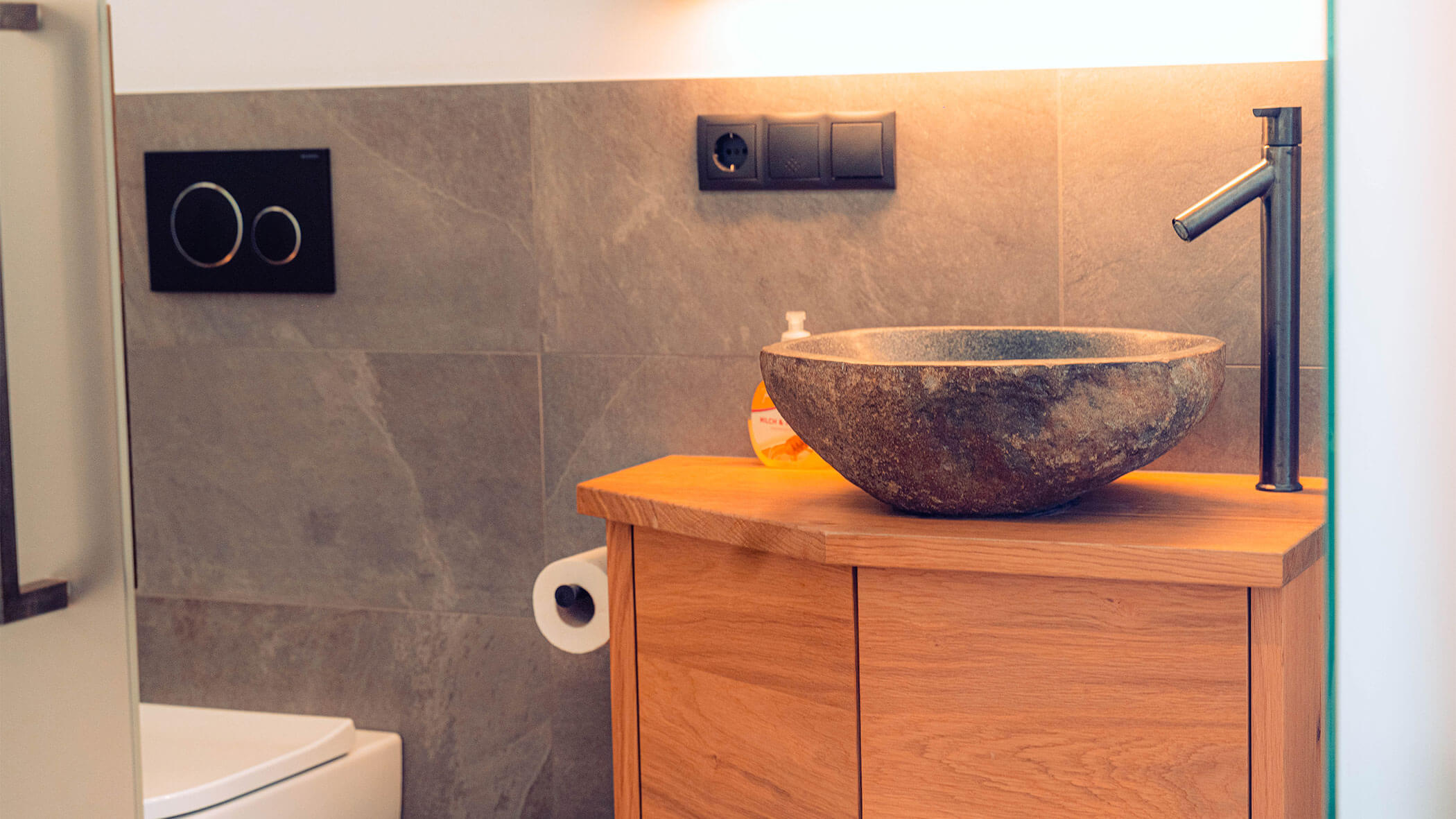 Apartment - Waschbecken - Apartments & Historic Chalet in St. Sigmund